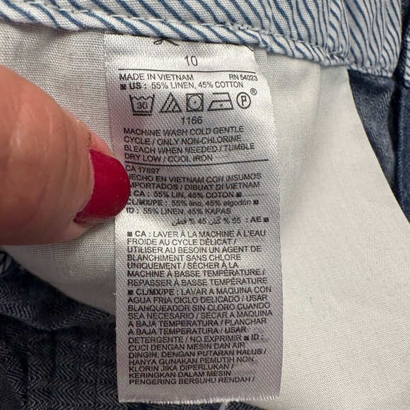 Old Navy shorts - Picture 4 of 4